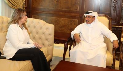 Minister Meets with France, Ecuador Ambassadors