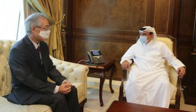 Minister Meets with Japanese Ambassador