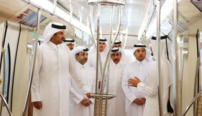 Emir visits Qatar Rail metro construction