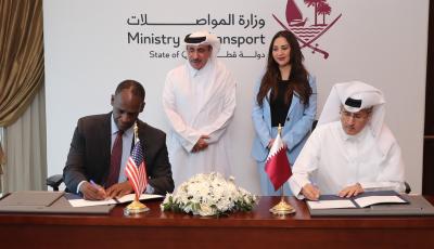 وزير المواصلات يشهد على توقيع مذكرة تفاهم لتعزيز أمن الطيران المدني بين دولة قطر والولايات المتحدة الأمريكية